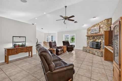 Villa ou maison à vendre à Eustis, Floride: 3 chambres, 217.76 m2 № 2415573 - photo 22