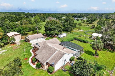Villa ou maison à vendre à Eustis, Floride: 3 chambres, 217.76 m2 № 2415573 - photo 2