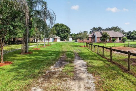 Villa ou maison à vendre à Eustis, Floride: 3 chambres, 217.76 m2 № 2415573 - photo 11