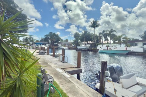 Condo in Fort Lauderdale, Florida, 1 bedroom № 2177353 - photo 7
