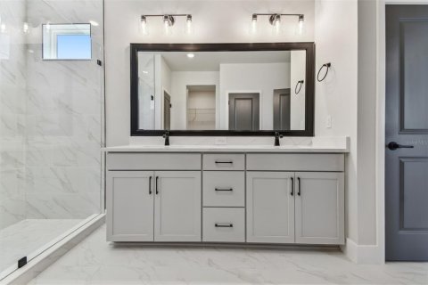 Villa ou maison à vendre à Sarasota, Floride: 4 chambres, 187.29 m2 № 1560136 - photo 4
