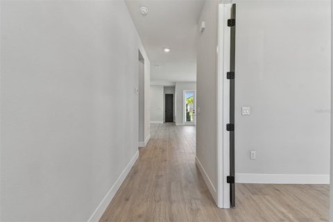 Villa ou maison à vendre à Sarasota, Floride: 4 chambres, 187.29 m2 № 1560136 - photo 11