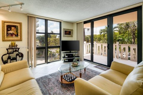Condo in Key Biscayne, Florida, 3 bedrooms  № 1736137 - photo 2