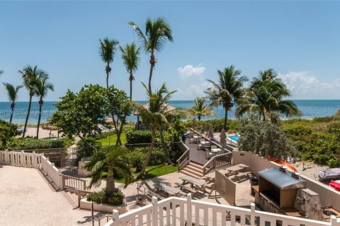 Condo in Key Biscayne, Florida, 3 bedrooms  № 1736137 - photo 19