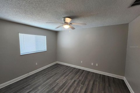 Apartment in Bradenton, Florida 3 bedrooms, 94.57 sq.m. № 2157644 - photo 16