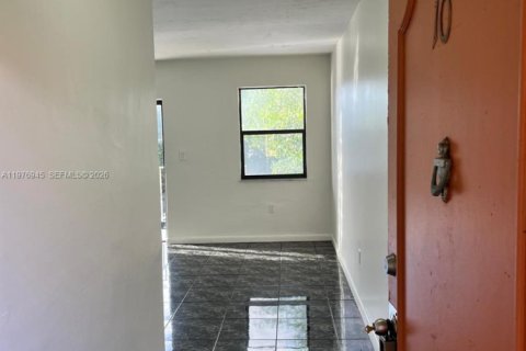 Condominio en venta en North Miami Beach, Florida, 1 dormitorio, 60.67 m2 № 2044418 - foto 6