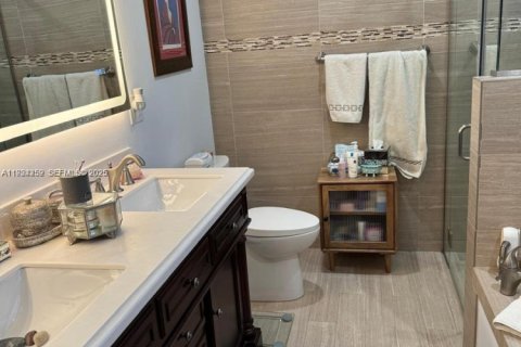 Casa en venta en Plantation, Florida, 3 dormitorios, 203.08 m2 № 1982451 - foto 28