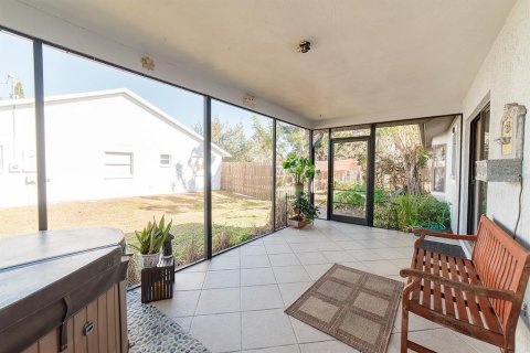 House in Nokomis, Florida 2 bedrooms, 108.51 sq.m. № 1529027 - photo 29