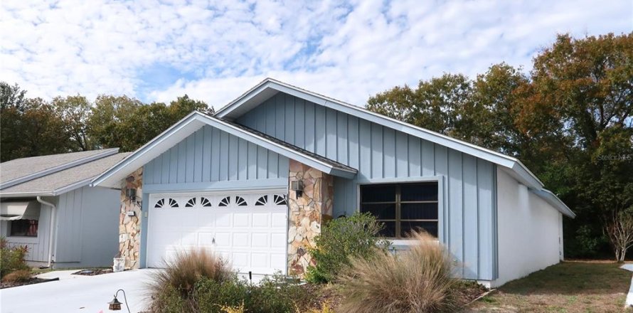 Casa en Homosassa, Florida 3 dormitorios, 133.78 m2 № 1582478