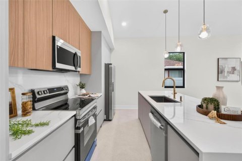 Villa ou maison à vendre à Saint Petersburg, Floride: 3 chambres, 182.09 m2 № 2280582 - photo 6
