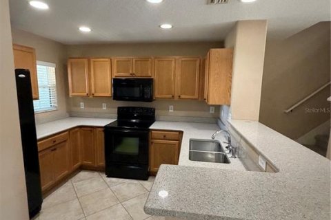 Touwnhouse à vendre à Tampa, Floride: 2 chambres, 111.48 m2 № 2107659 - photo 7