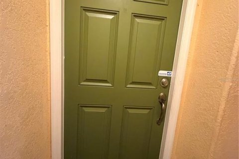 Touwnhouse à vendre à Tampa, Floride: 2 chambres, 111.48 m2 № 2107659 - photo 5
