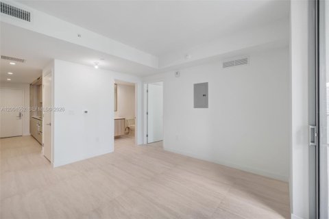 Снять в аренду кондоминиум в Майами, Флорида 1 спальня, 62.24м2, № 2145899 - фото 4