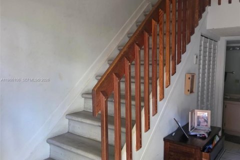 Снять в аренду таунхаус в Уэстон, Флорида 3 спальни, 144.93м2, № 2048120 - фото 10