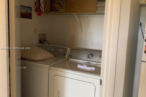 Снять в аренду таунхаус в Уэстон, Флорида 3 спальни, 144.93м2, № 2048120 - фото 20