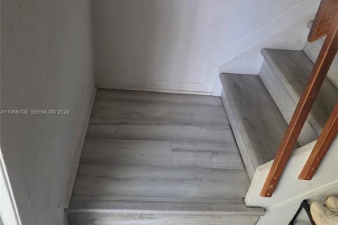 Снять в аренду таунхаус в Уэстон, Флорида 3 спальни, 144.93м2, № 2048120 - фото 11