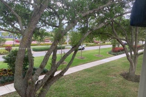 Снять в аренду таунхаус в Уэстон, Флорида 3 спальни, 144.93м2, № 2048120 - фото 22