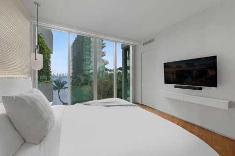 Condo in Miami Beach, Florida, 3 bedrooms  № 1948120 - photo 14