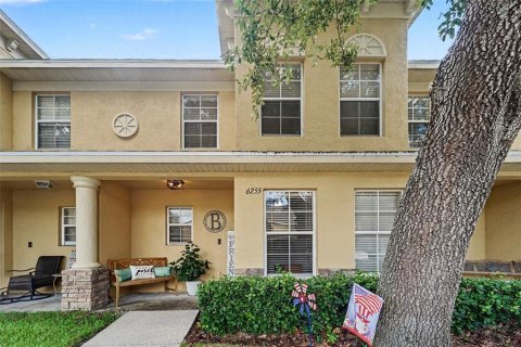 Townhouse in Zephyrhills, Florida 2 bedrooms, 145.02 sq.m. № 2222711 - photo 21