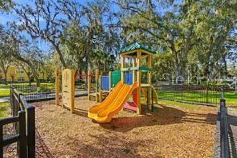 Townhouse in Zephyrhills, Florida 2 bedrooms, 145.02 sq.m. № 2222711 - photo 26