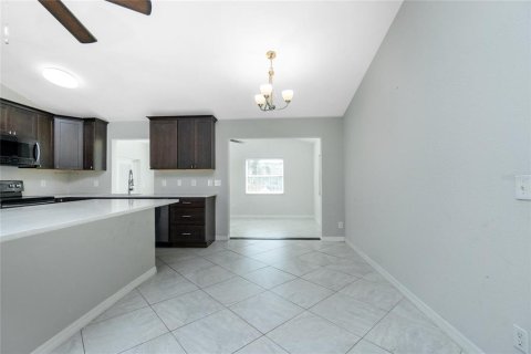 Купить виллу или дом в Аркадия, Флорида 5 комнат, 132.85м2, № 1651869 - фото 6