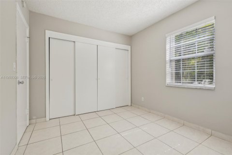 Купить виллу или дом в Лейк-Уорт, Флорида 2 спальни, 101.82м2, № 2006740 - фото 20