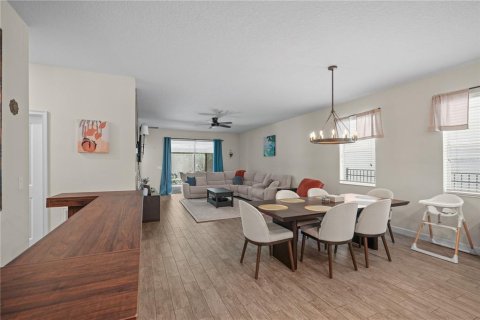 Villa ou maison à vendre à Orlando, Floride: 3 chambres, 194.07 m2 № 2393829 - photo 15