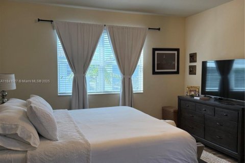 Купить виллу или дом в Майами, Флорида 4 спальни, 233.37м2, № 1957969 - фото 21