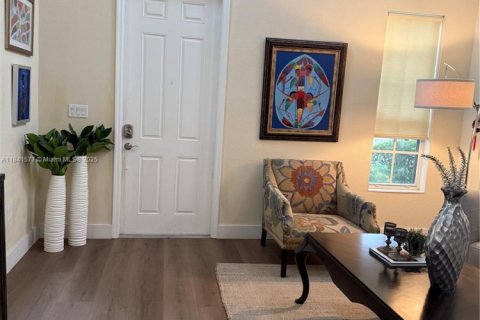 Купить виллу или дом в Майами, Флорида 4 спальни, 233.37м2, № 1957969 - фото 12