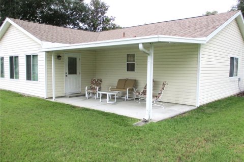 House in Dunnellon, Florida 2 bedrooms, 142.7 sq.m. № 1675296 - photo 2