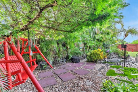 Casa en venta en Pembroke Pines, Florida, 3 dormitorios, 178.28 m2 № 1921720 - foto 25