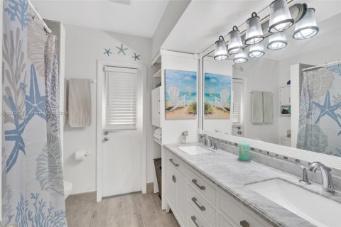 Casa en venta en Pembroke Pines, Florida, 3 dormitorios, 178.28 m2 № 1921720 - foto 16