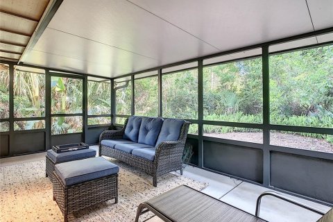 House in New Smyrna Beach, Florida 2 bedrooms, 123.93 sq.m. № 2431618 - photo 28