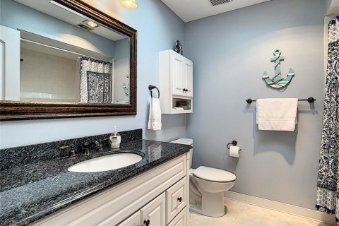 House in New Smyrna Beach, Florida 2 bedrooms, 123.93 sq.m. № 2431618 - photo 24