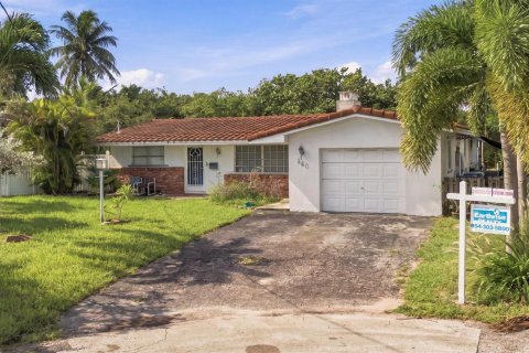 Villa ou maison à Pompano Beach, Floride 4 chambres, 156.08 m2 № 2411783