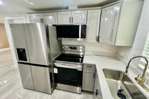 Casa en venta en Holiday, Florida, 3 dormitorios, 118.17 m2 № 2383410 - foto 9