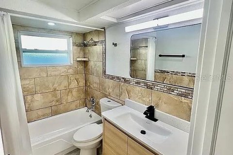 Casa en venta en Holiday, Florida, 3 dormitorios, 118.17 m2 № 2383410 - foto 18