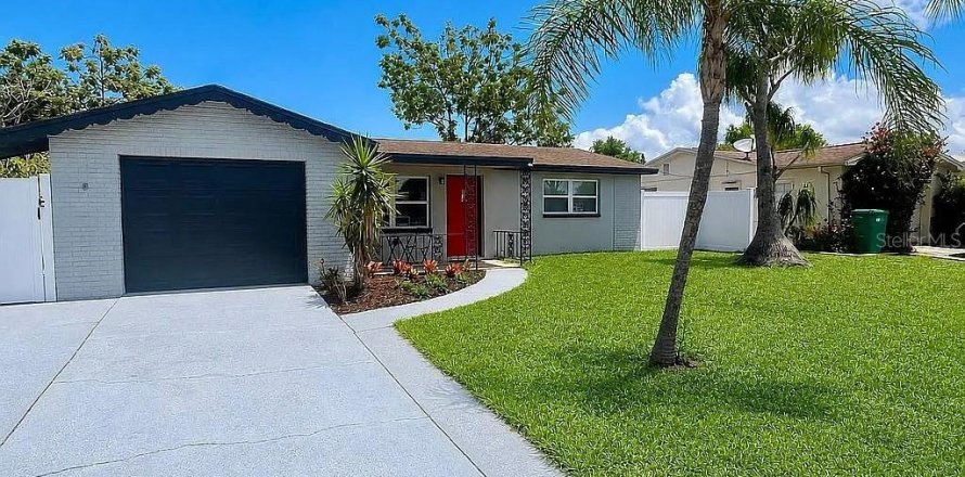 Casa en Holiday, Florida 3 dormitorios, 118.17 m2 № 2383410