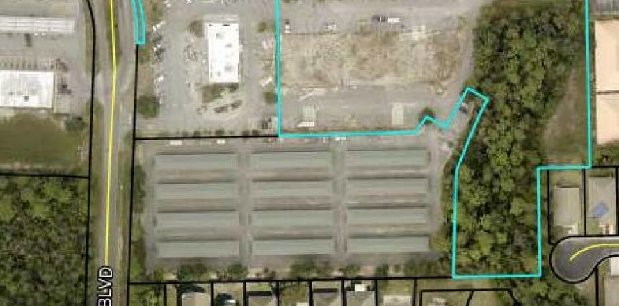 Commercial property in Mary Esther, Florida № 558578