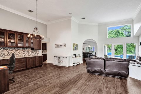 Купить виллу или дом в Дейви, Флорида 3 комнаты, 231.23м2, № 2387860 - фото 5