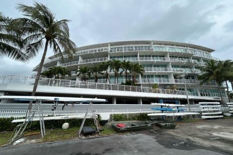 Снять в аренду кондоминиум в Майами-Бич, Флорида 2 спальни, 104.61м2, № 2002659 - фото 10