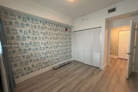 Снять в аренду кондоминиум в Майами-Бич, Флорида 2 спальни, 104.61м2, № 2002659 - фото 28