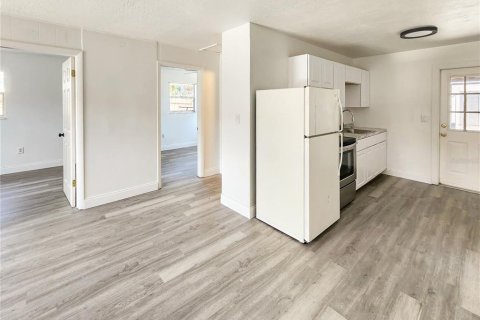 Immobilier commercial à vendre à Melbourne, Floride: 18 chambres, 549.61 m2 № 1536814 - photo 7