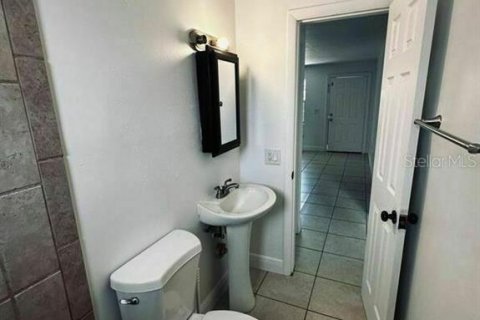 Immobilier commercial à vendre à Melbourne, Floride: 18 chambres, 549.61 m2 № 1536814 - photo 12