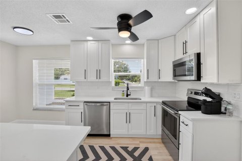 Casa en venta en Clearwater, Florida, 2 dormitorios, 116.59 m2 № 1855455 - foto 17