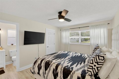 Casa en venta en Clearwater, Florida, 2 dormitorios, 116.59 m2 № 1855455 - foto 22