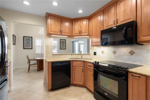 Townhouse in Palm Coast, Florida 3 bedrooms, 174.19 sq.m. № 2396286 - photo 25