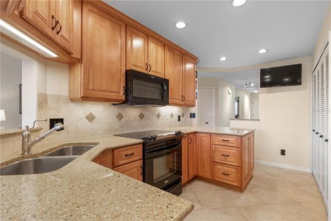 Townhouse in Palm Coast, Florida 3 bedrooms, 174.19 sq.m. № 2396286 - photo 26