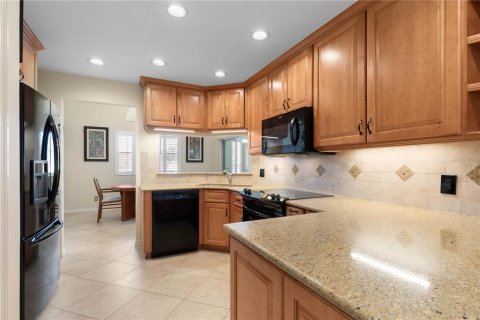 Townhouse in Palm Coast, Florida 3 bedrooms, 174.19 sq.m. № 2396286 - photo 24