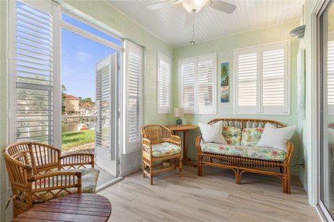 Townhouse in Palm Coast, Florida 3 bedrooms, 174.19 sq.m. № 2396286 - photo 15